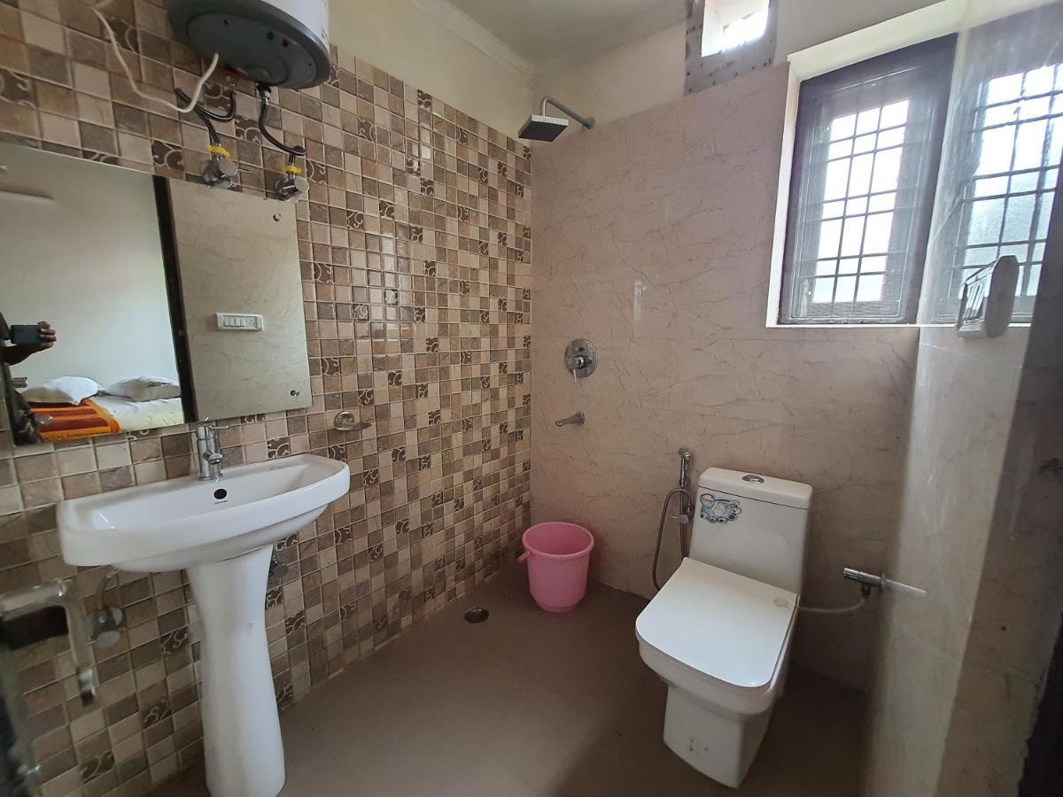 Upvan Inn Bhīm Tāl Buitenkant foto